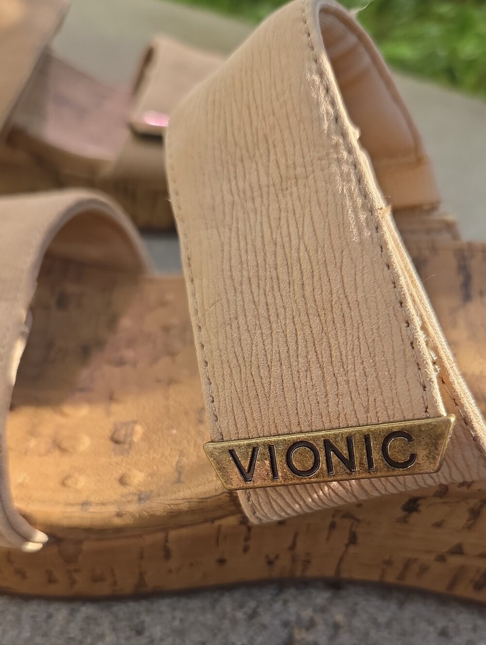 Vionic Pepper Ruche Cork Wedge Sandals Beige Blush Size 7 Worn Once - Picture 7 of 7